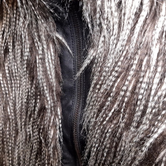 Faux Fur Vest - Picture 3 of 5